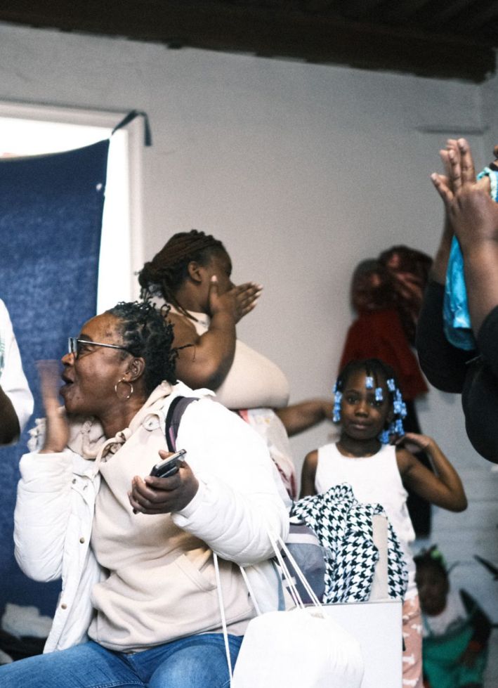 Photo : À Lyon, des femmes à la rue réalisent un film-documentaire