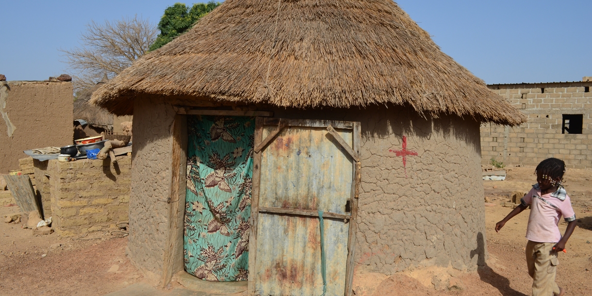 Photo : Au Burkina Faso, la Fondation finance des logements pour les plus précaires et les étudiants handicapés.