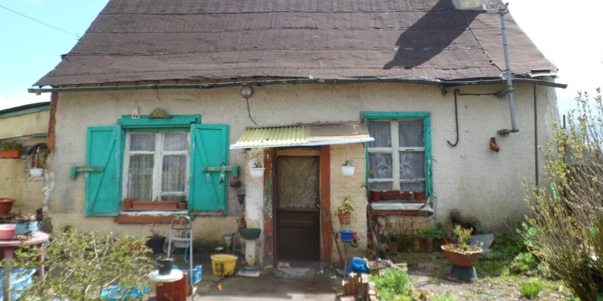 Photo : 50 ans dans un logement vétuste et sans confort.