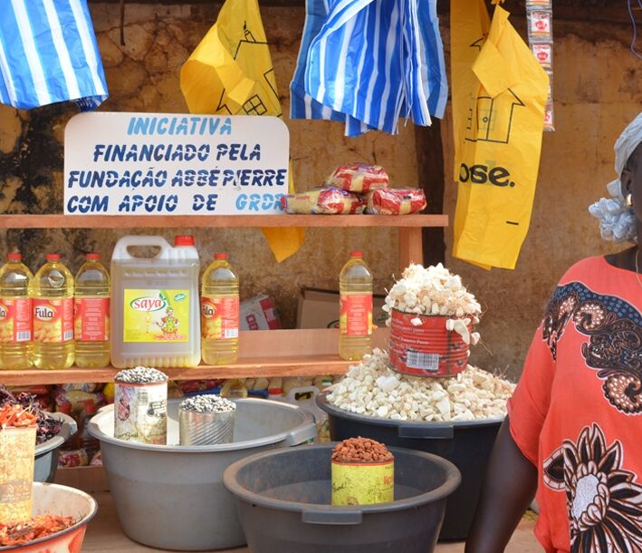 Photo : Guinée-Bissau : réhabiliter l'habitat et améliorer l'activité économique