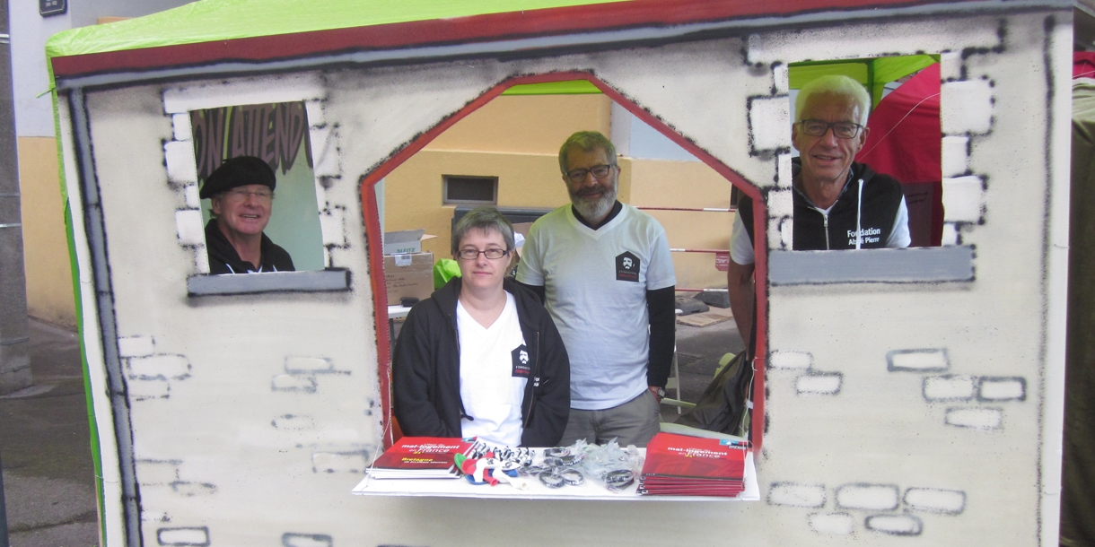 Photo : Braderie de Rennes : le public découvre #OnAttendQuoi