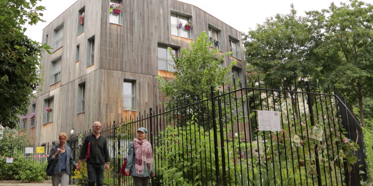 Photo : Nexity soutient le réseau des Pensions de famille