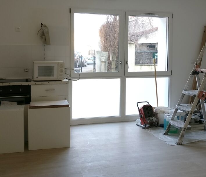 Photo : 3 logements très sociaux dans un immeuble à Trets