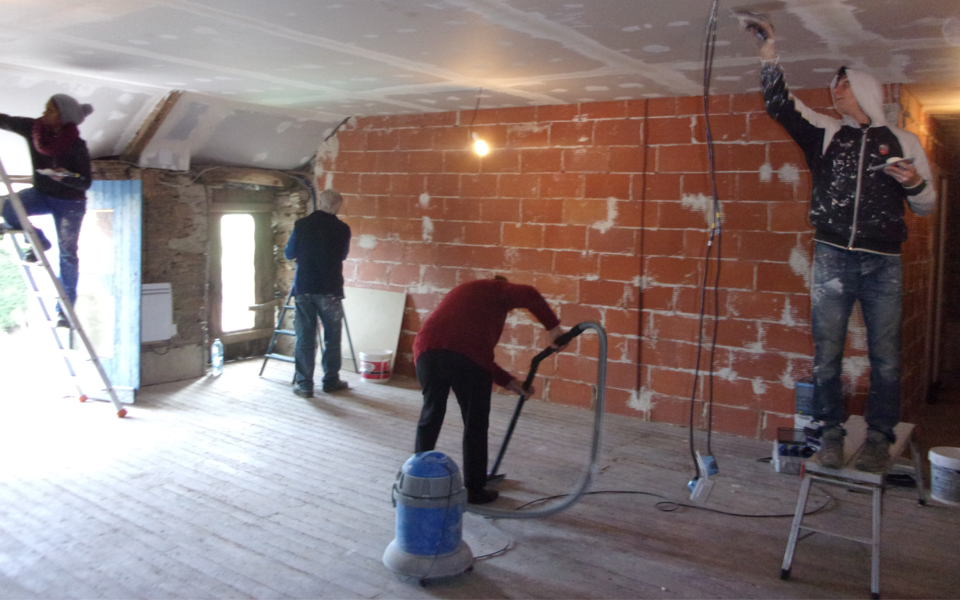 Photo : Une salle de bains et des chambres pour les enfants
