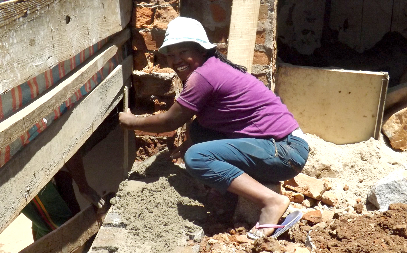Photo : À Tananarive, la Fondation améliore les conditions de vie et d'habitat de 1 200 familles