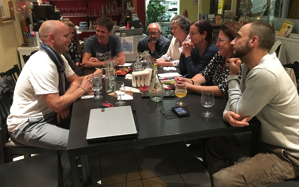 Photo : À Grenoble, une association atténue la souffrance des exilés