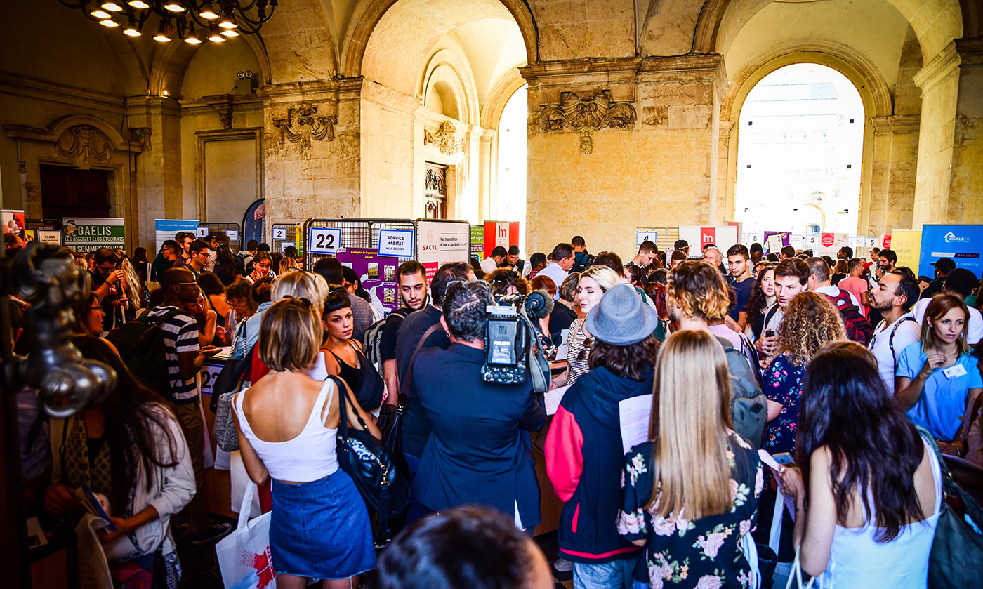 Photo : La Fondation soutient le 11e salon du logement pour les Jeunes