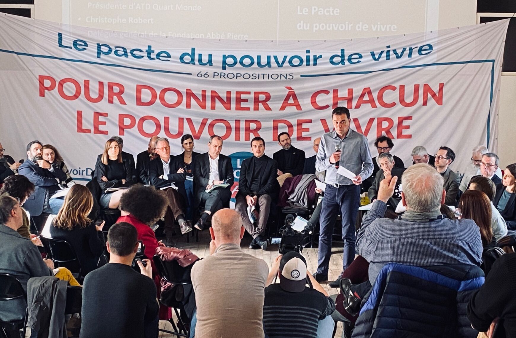 Photo : Agir face à la crise sociale et l’urgence écologique