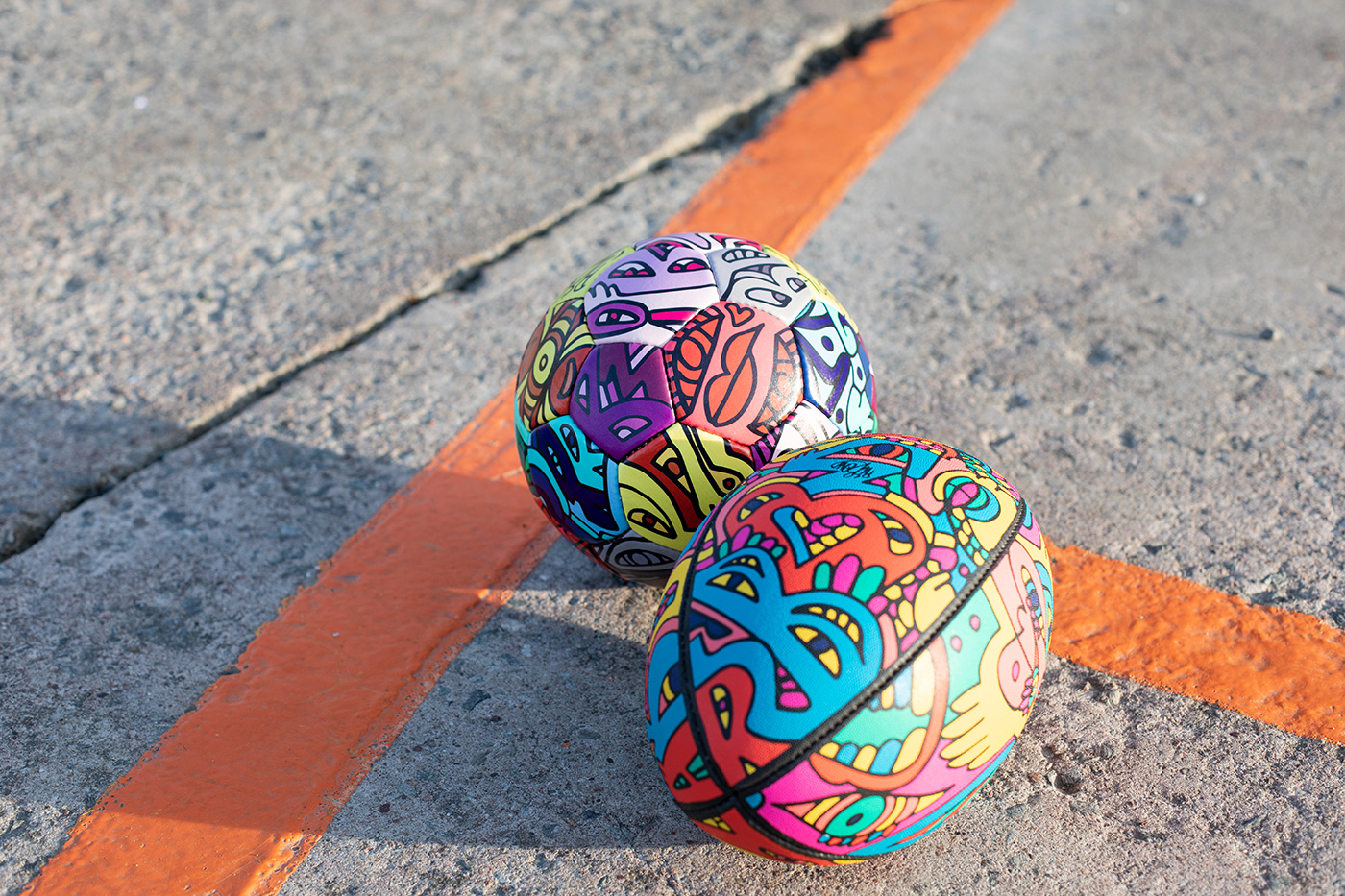 Photo : La marque « Rebond » et l’artiste Den End présentent leurs ballons solidaires au profit de la Fondation Abbé Pierre.