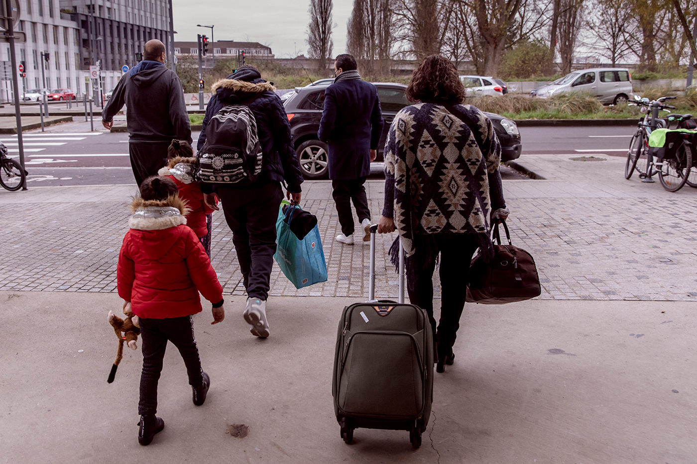 Héberger en hôtel durant une nuit une famille sans domicile 