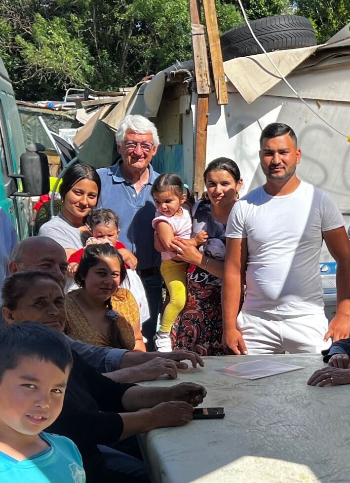 Photo : À Aubagne, la Fondation agit pour résorber les bidonvilles.