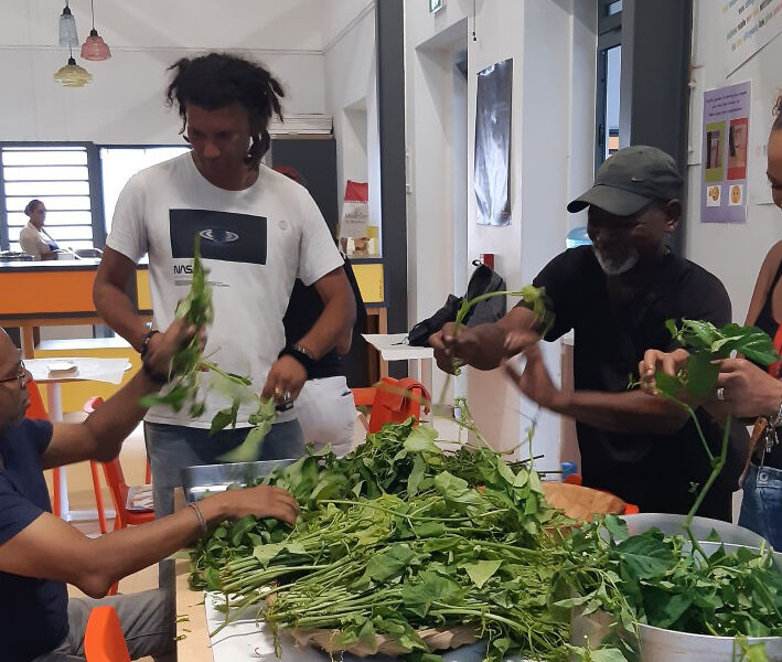 Photo : À La Réunion, les personnes en errance au fourneau